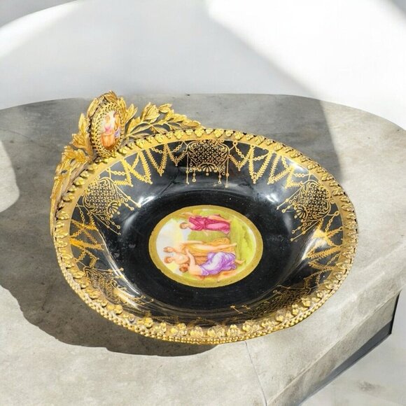 Antique La Chateau Porcelain Trinket Dish Metal Bronze Mount Victorian Scene VTG - Picture 4 of 16